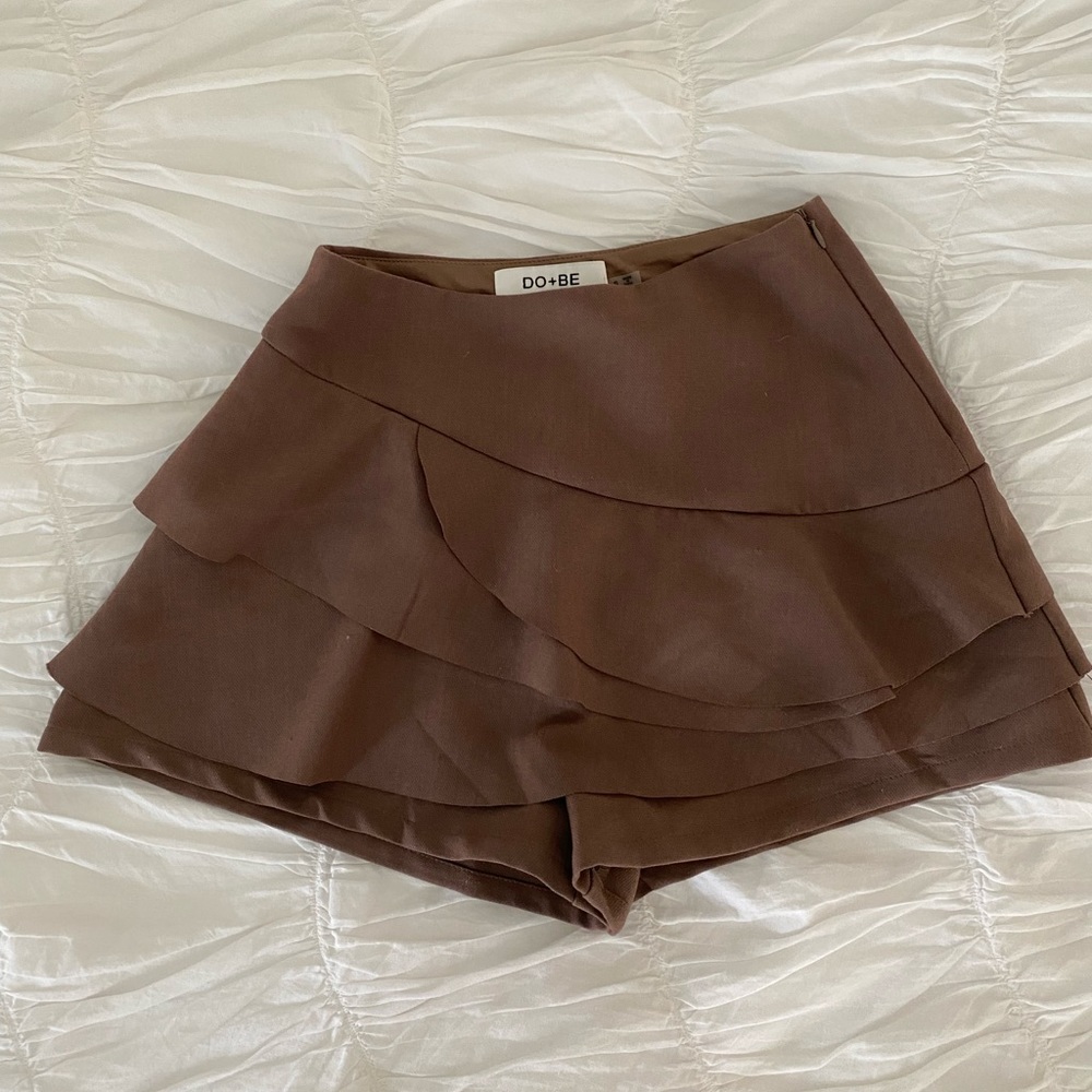 DO + BE brown skort